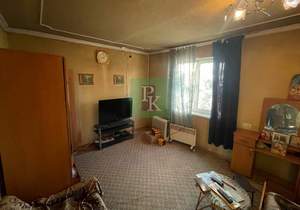 Дом 190м&sup2;, 3-этажный, участок 9 сот.  