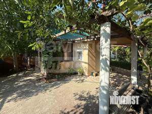 Дом 28м&sup2;, 2-этажный, участок 6 сот.  