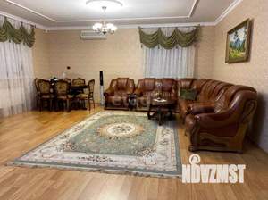 Дом 239м², 2-этажный, участок 6 сот.  