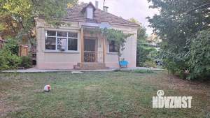 Дом 100м&sup2;, 1-этажный, участок 6 сот.  