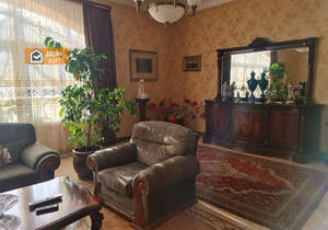 Дом 400м&sup2;, 3-этажный, участок 6 сот.  