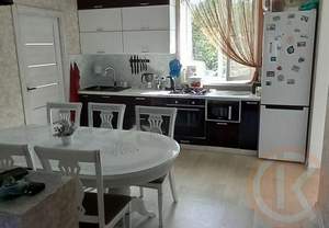 Дом 180м², 2-этажный, участок 5 сот.  