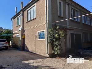 Дом 174м&sup2;, 2-этажный, участок 9 сот.  