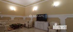 Дом 332м&sup2;, 2-этажный, участок 4 сот.  