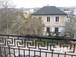 Дом 450м², 3-этажный, участок 8 сот.  