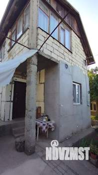 Дом 45м², 2-этажный, участок 3 сот.  