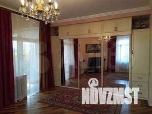 Дом 400м², 3-этажный, участок 6 сот.  