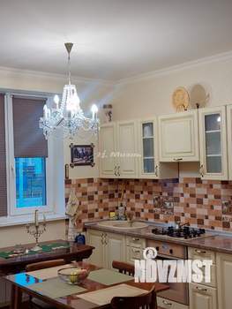 Дом 190м², 2-этажный, участок 8 сот.  