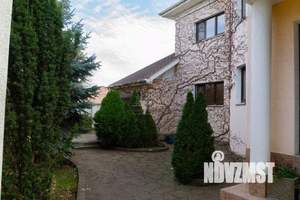 Дом 432м&sup2;, 3-этажный, участок 10 сот.  