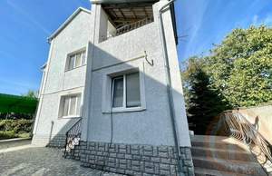 Дом 200м², 2-этажный, участок 6 сот.  