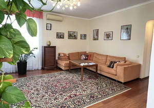 Дом 245м², 2-этажный, участок 6 сот.  