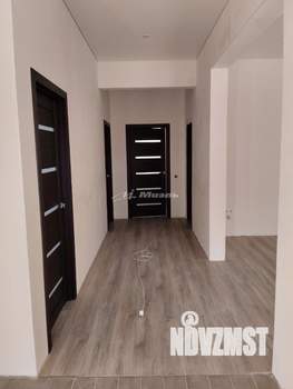 Дом 100м&sup2;, 1-этажный, участок 8 сот.  