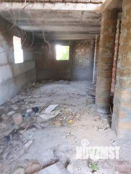 Дом 585м&sup2;, 3-этажный, участок 585 сот.  