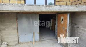 Дом 266м&sup2;, 3-этажный, участок 5 сот.  