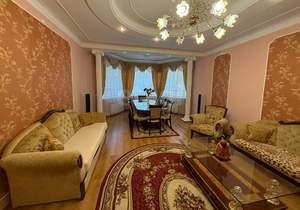 Дом 543м², 2-этажный, участок 10 сот.  