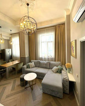 Дом 110м&sup2;, 2-этажный, участок 3 сот.  