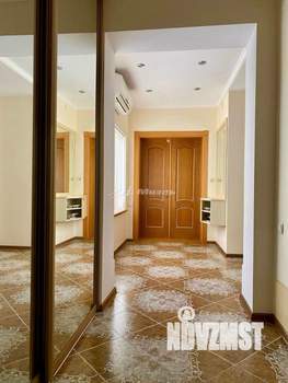 Дом 175м², 2-этажный, участок 6 сот.  
