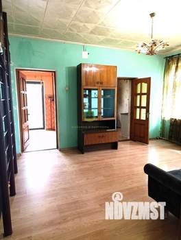 Дом 230м², 3-этажный, участок 6 сот.  