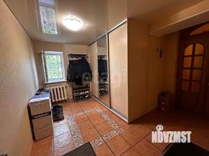 Дом 248м², 3-этажный, участок 6 сот.  