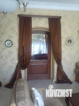 Дом 400м&sup2;, 3-этажный, участок 6 сот.  