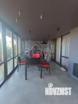 Дом 222м², 2-этажный, участок 10 сот.  