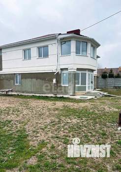 Дом 300м&sup2;, 2-этажный, участок 6 сот.  