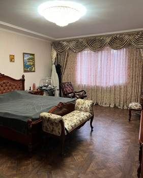 Дом 547м&sup2;, 4-этажный, участок 6 сот.  