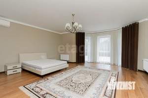 Дом 254м², 2-этажный, участок 8 сот.  