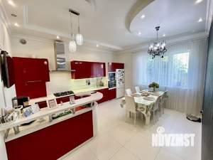 Дом 265м&sup2;, 5-этажный, участок 6 сот.  