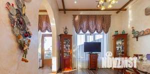 Дом 400м&sup2;, 2-этажный, участок 6 сот.  