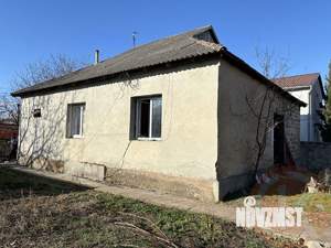 Дом 100м&sup2;, 1-этажный, участок 8 сот.  