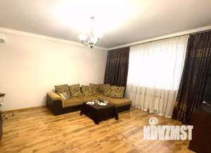 Дом 350м², 2-этажный, участок 8 сот.  