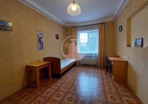 Дом 193м², 3-этажный, участок 5 сот.  