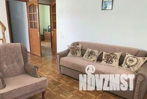 Дом 177м&sup2;, 2-этажный, участок 6 сот.  