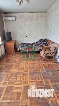 Дом 223м², 2-этажный, участок 8 сот.  