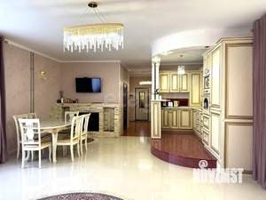 Дом 151м&sup2;, 2-этажный, участок 2 сот.  