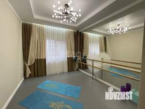 Дом 238м², 2-этажный, участок 6 сот.  