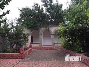 Дом 650м², 3-этажный, участок 5 сот.  