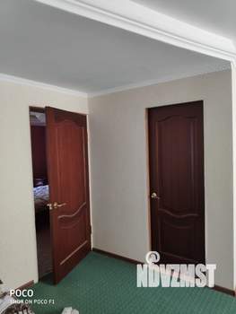 Коттедж 352м², 3-этажный, участок 10 сот.  