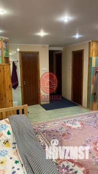 Дом 230м², 2-этажный, участок 6 сот.  