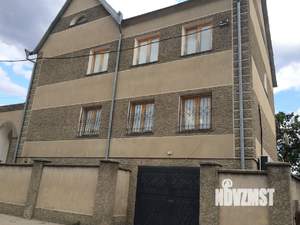 Дом 650м², 3-этажный, участок 5 сот.  