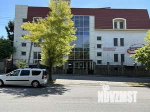 Дом 201м&sup2;, 2-этажный, участок 4 сот.  