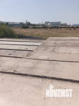 Дом 585м&sup2;, 3-этажный, участок 585 сот.  