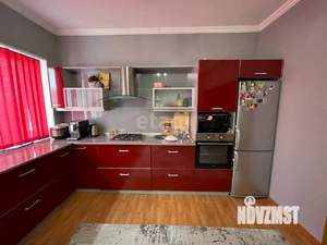 Дом 260м², 2-этажный, участок 8 сот.  