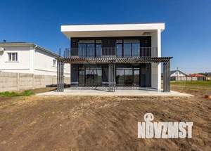 Дом 270м&sup2;, 2-этажный, участок 6 сот.  