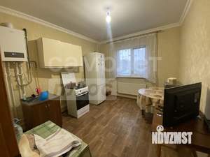 Дом 87м&sup2;, 2-этажный, участок 3 сот.  