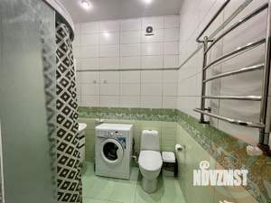 Дом 200м&sup2;, 2-этажный, участок 6 сот.  