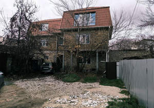 Дом 236м², 3-этажный, участок 3 сот.  