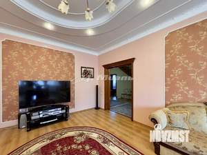 Дом 543м&sup2;, 2-этажный, участок 12 сот.  