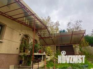 Дом 282м&sup2;, 3-этажный, участок 6 сот.  